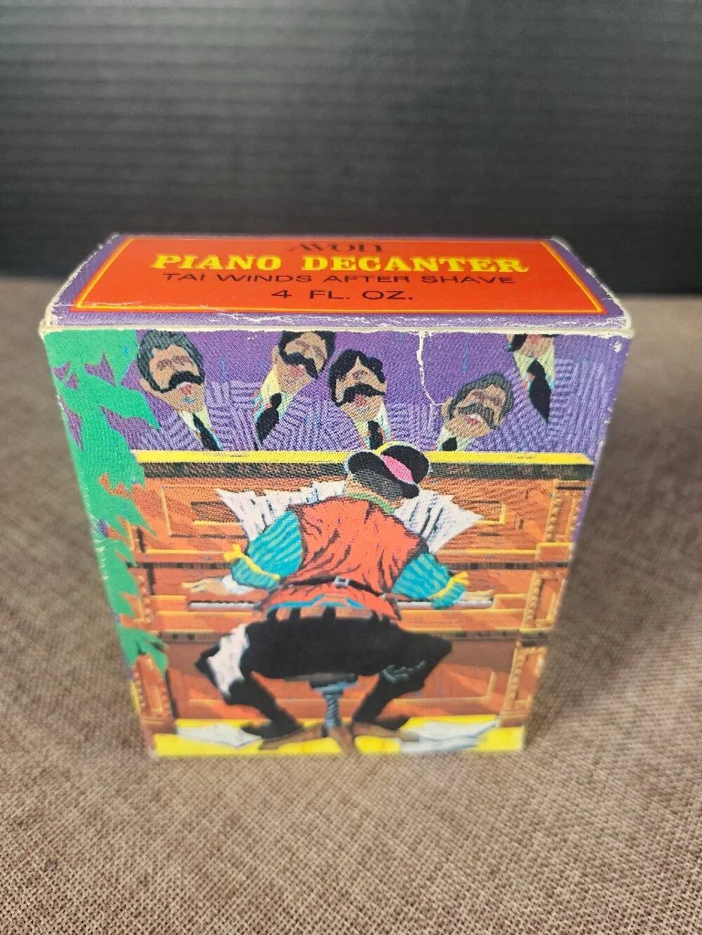 1970s Avon Piano Decanter With 4 F.l Oz. Of Tai Winds Aftershave (Full Bottle)